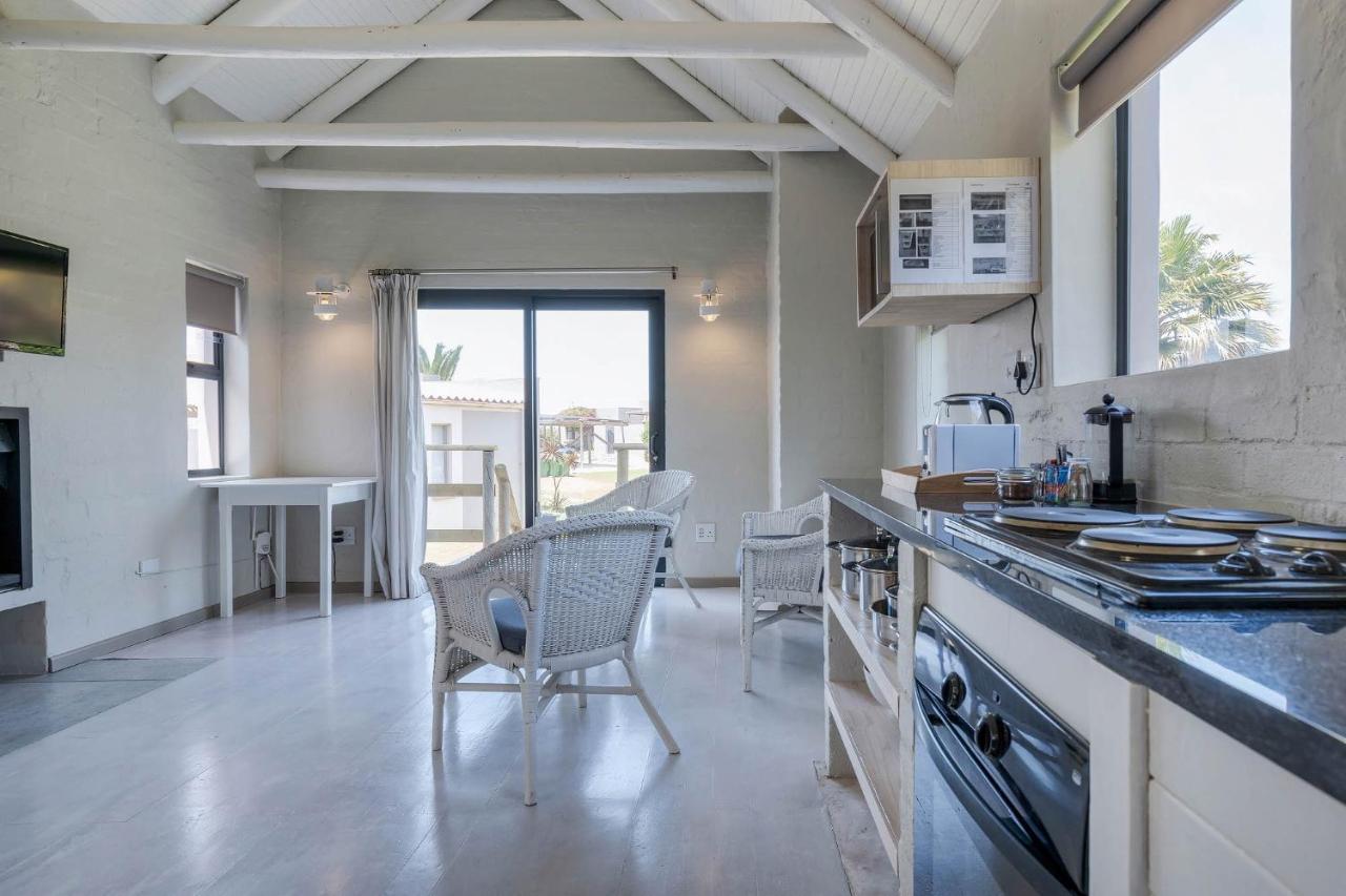 Blue Bay Lodge Saldanha Bay Buitenkant foto