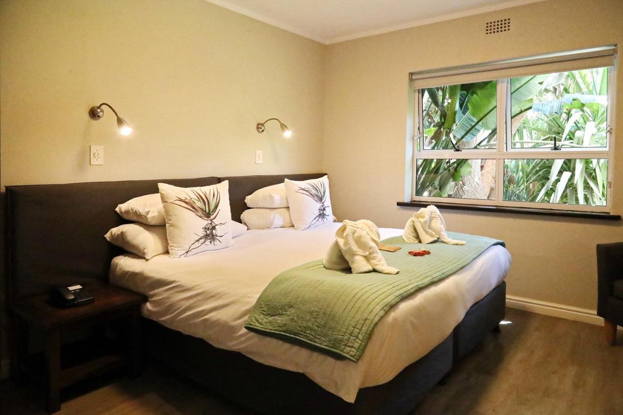 Blue Bay Lodge Saldanha Bay Buitenkant foto