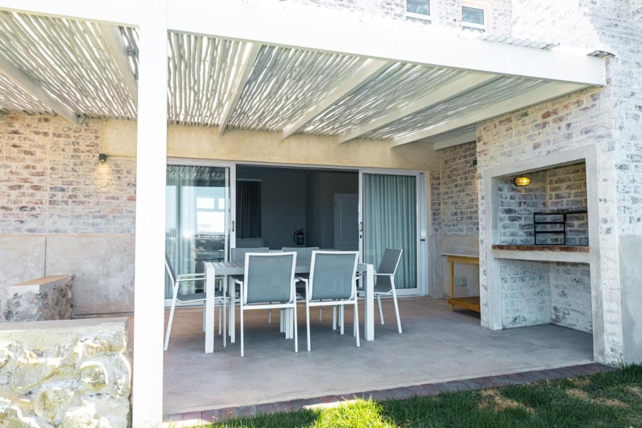 Blue Bay Lodge Saldanha Bay Buitenkant foto